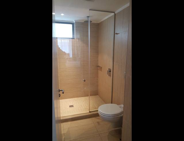 0.5 BEDROOM APARTMENT RENTED IN CAPE TOWN CITY CENTRE